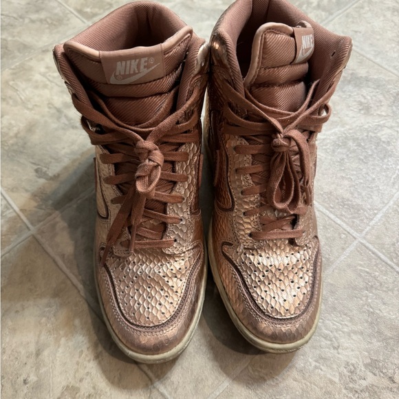 Rose Gold snake skin Nike Dunk Wedges size 6.5 - Picture 3 of 3